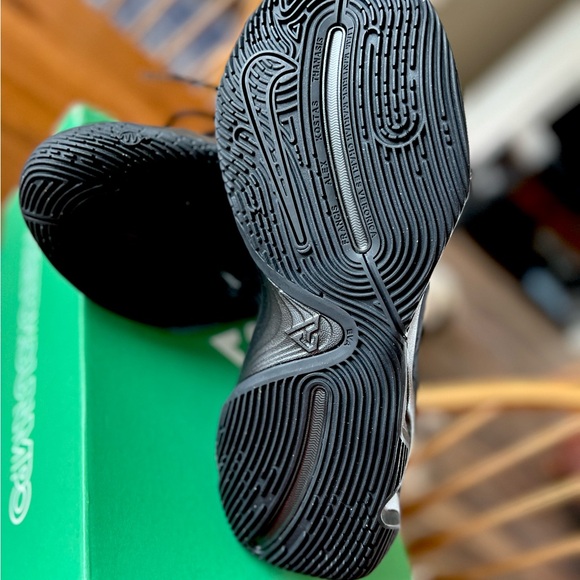 Nike Black Giannis Immortality 4 Athletic Basketball Shoes - Picture 7 of 10